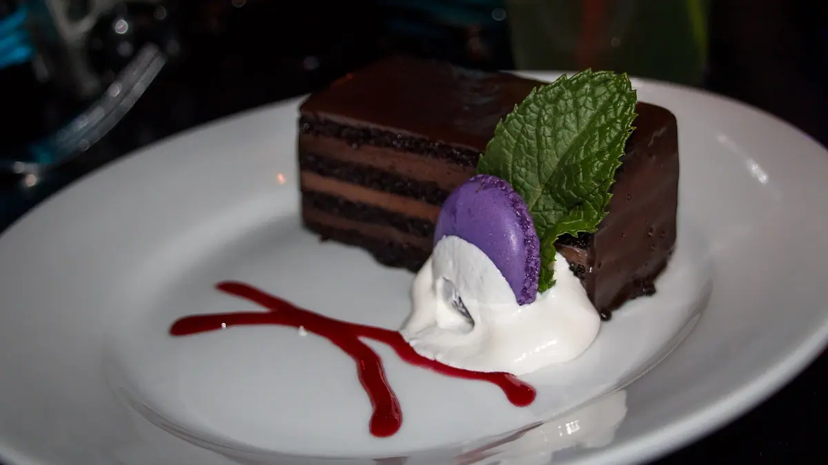 Cheam Park Cafe – cake shop in Cheam, London